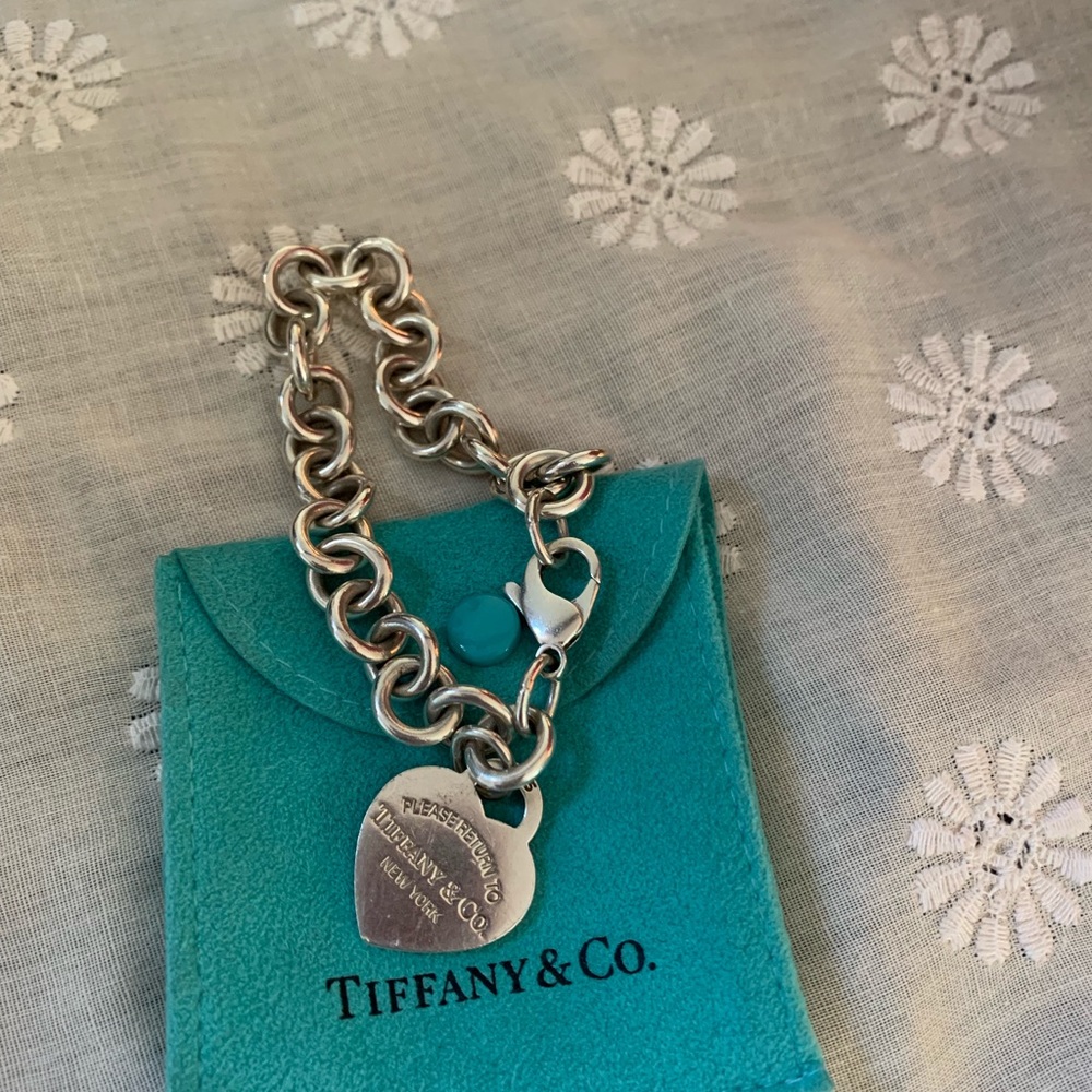 Tiffany & CO. Heart Tag Charm Bracelet - Picture 2 of 4